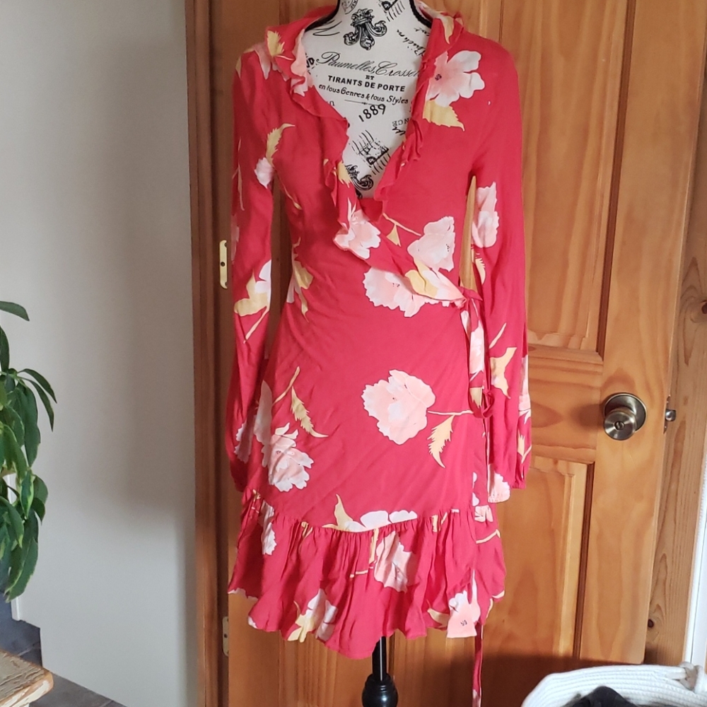 Billabong wrap dress